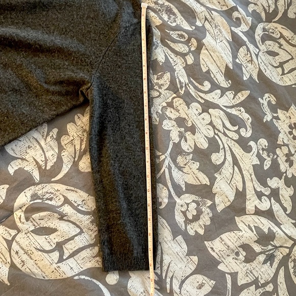 Talbots Gray Pure Cashmere Sweater Size S - Picture 6 of 10